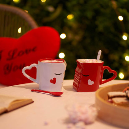 Kissing Mugs Set