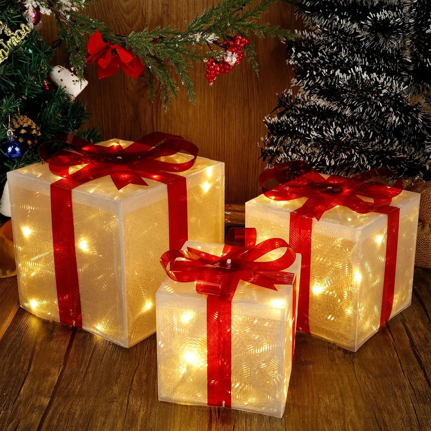 Polar&Pine LED Lighted Christmas Gift Boxes (Set of 3)
